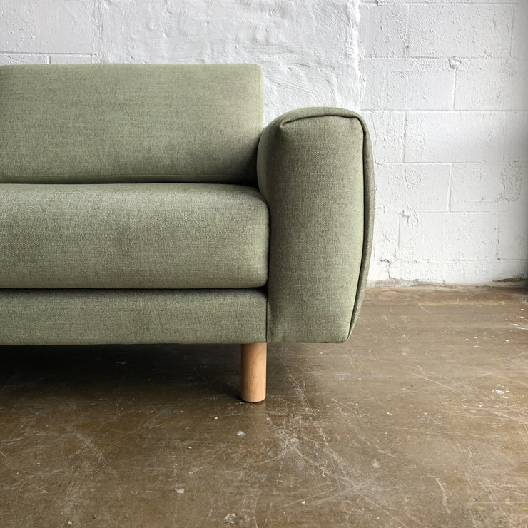 Larson Reversible Sectional - Floor Model