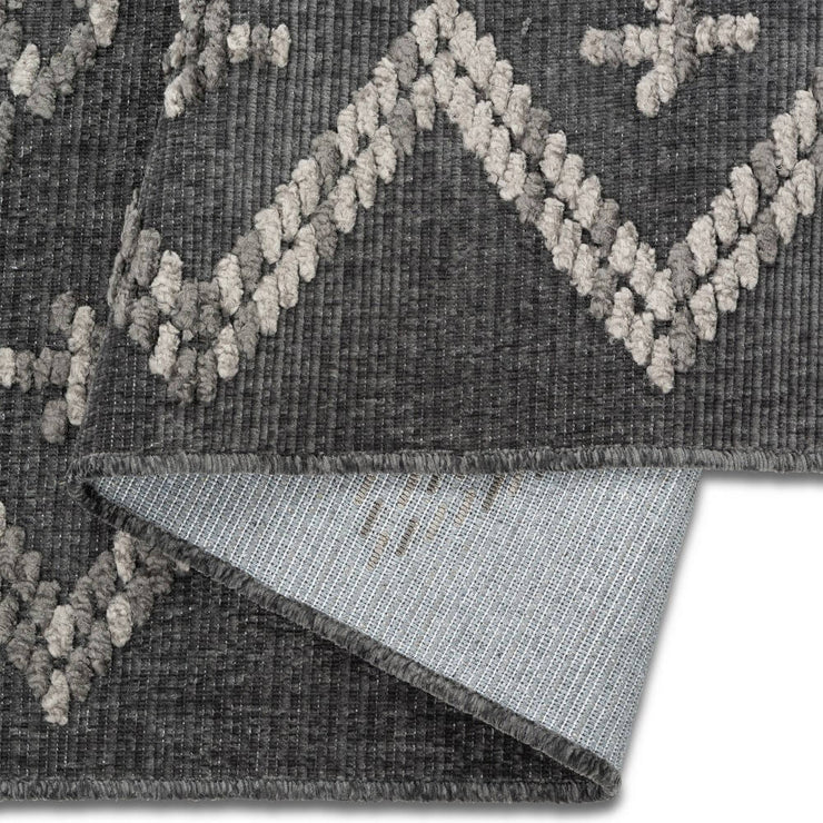 Nyla Black Washable Rug