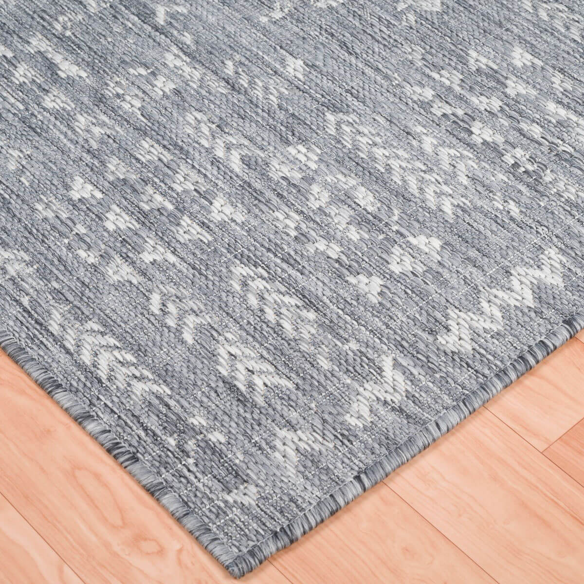 Oksana Tribal Grey Quick Dry Rug Indoor / Outdoor Rug
