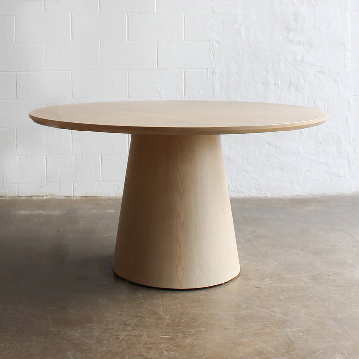 Oslo Round Oak Dining Table